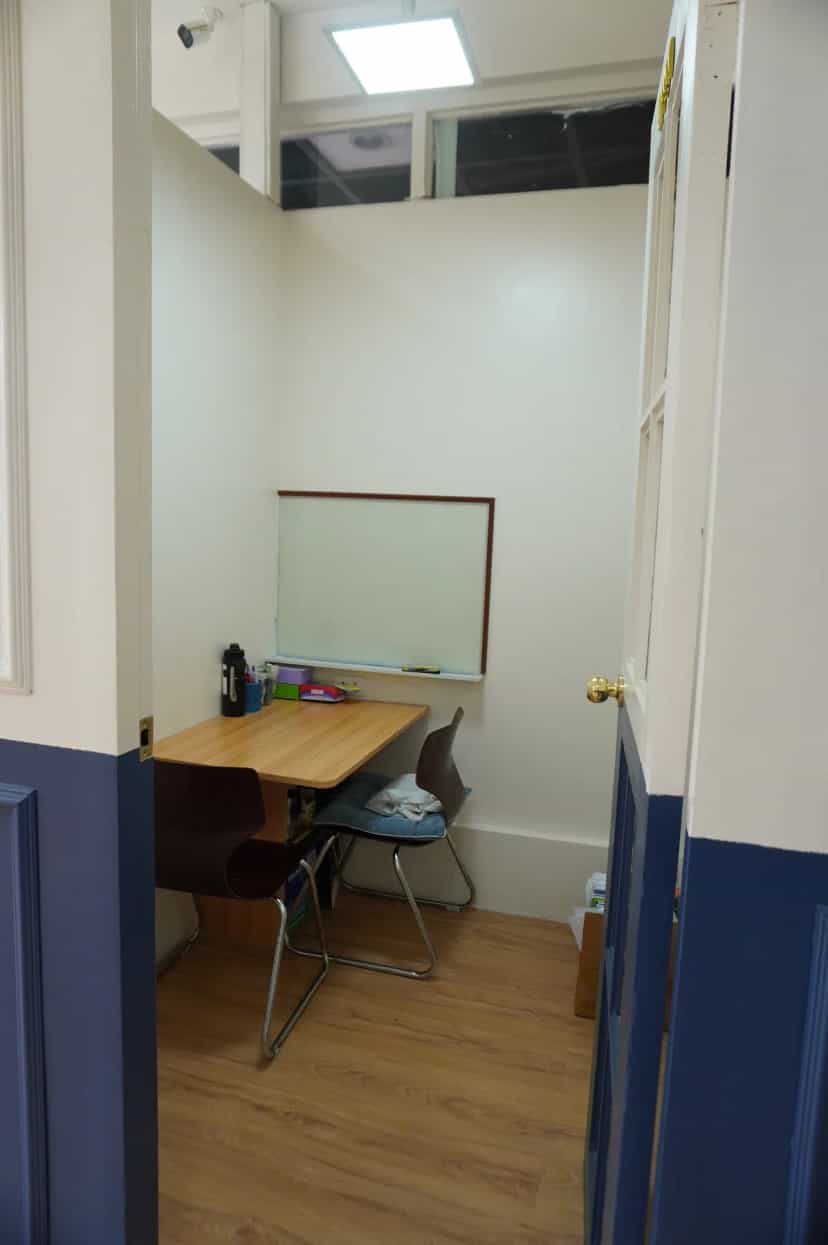 Private one-on-one classroom, one student per room