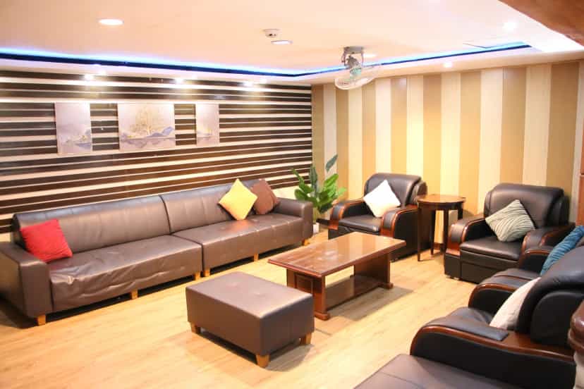 Leather sofa seating in the CPILS student lounge