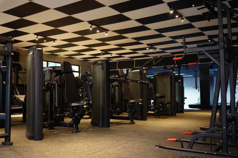 GLC Annex2 健身房的重訓器材